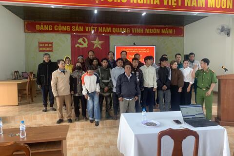 Sáng 11/02/2025 xã tở chức nhập ngũ có các bố mẹ công dân và có TT  Đảng ủy xã, HĐND,UBND, MTTQVN, các ban ngành đoàn thể xã tham dụ